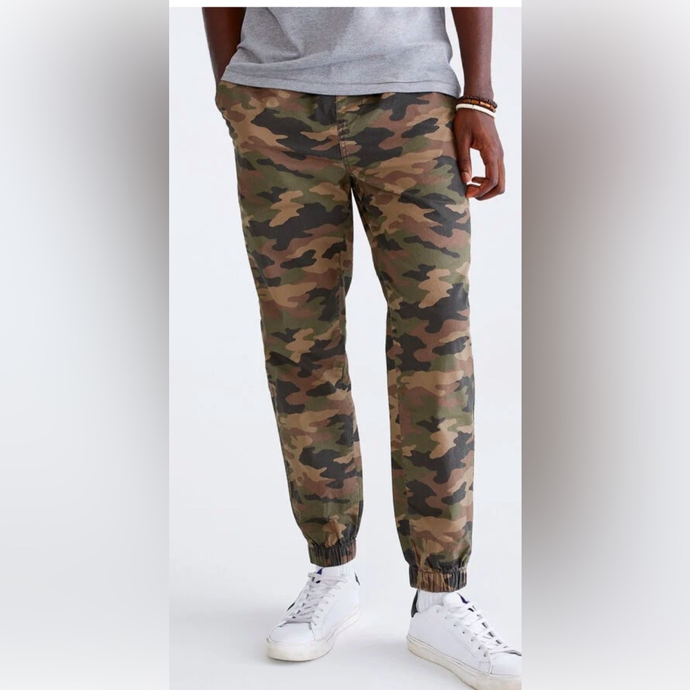NWT Aero Jogger Stretch